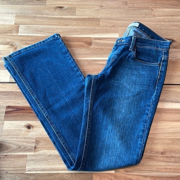 American Eagle Mid Rise Straight Leg Jeans size 4 - Picture 1 of 8